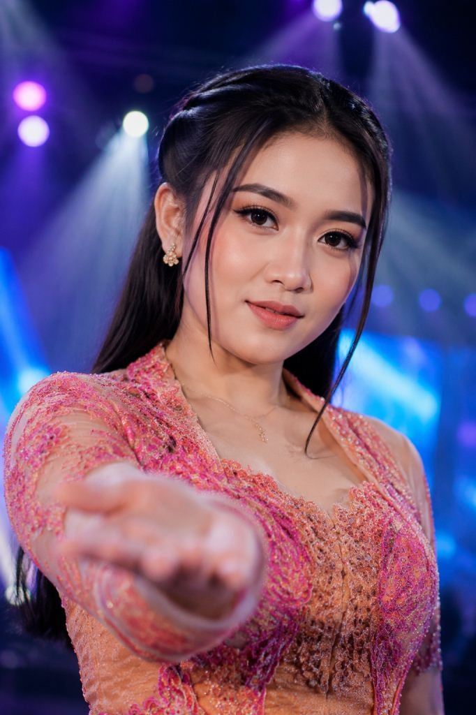 Ajeng Febria